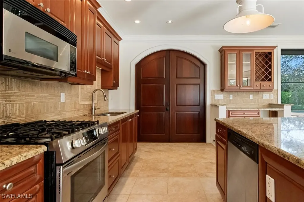 1500 Bald Eagle Drive Naples FL 34105