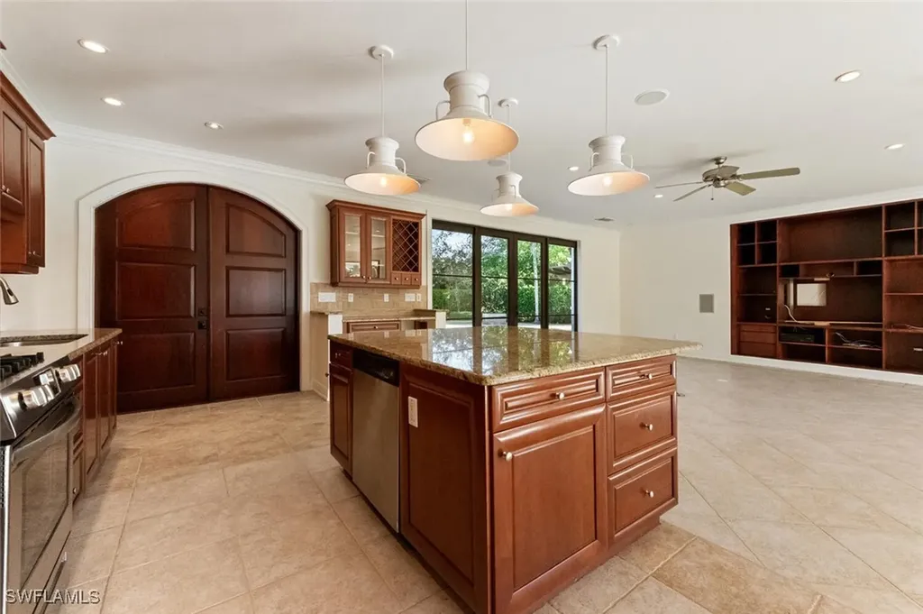1500 Bald Eagle Drive Naples FL 34105
