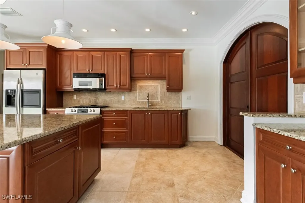 1500 Bald Eagle Drive Naples FL 34105