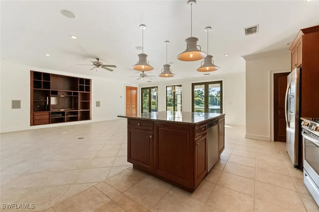 1500 Bald Eagle Drive Naples FL 34105