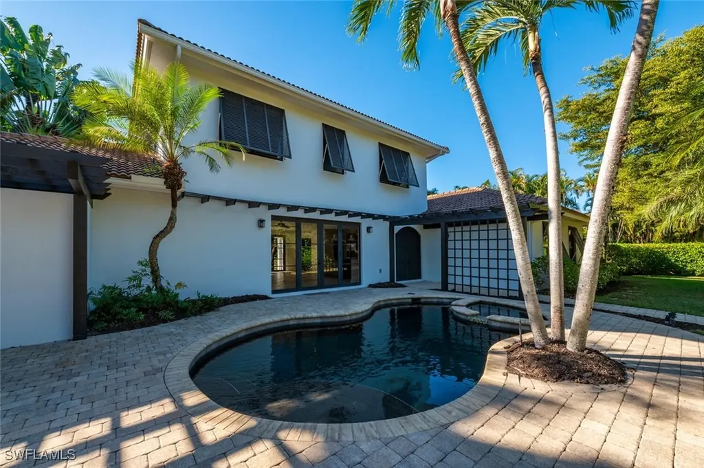 1500 Bald Eagle Drive Naples FL 34105