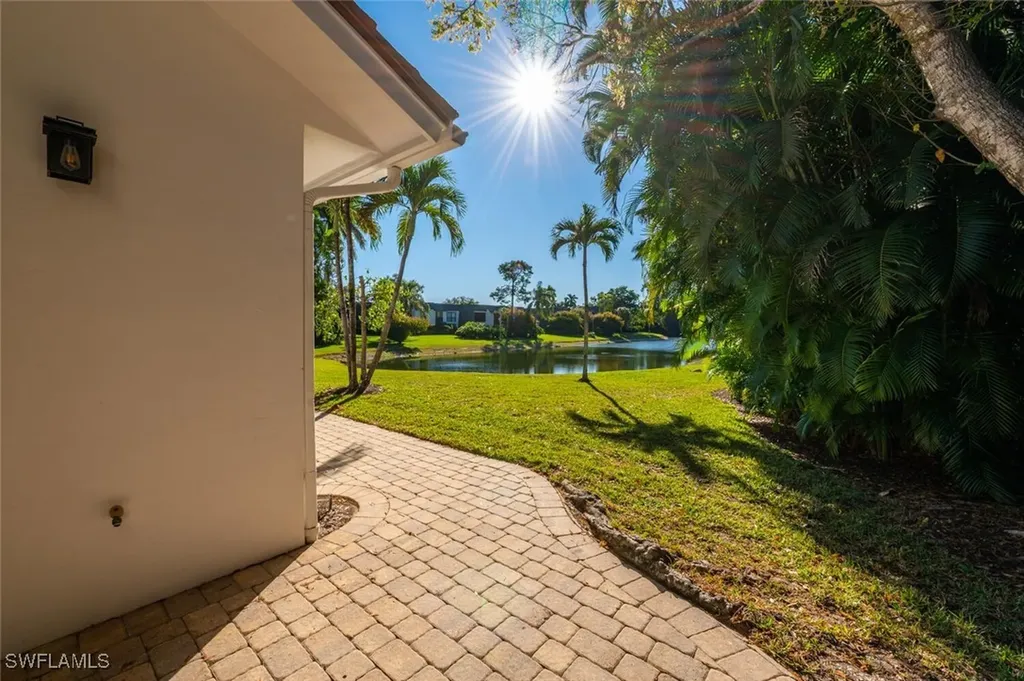 1500 Bald Eagle Drive Naples FL 34105