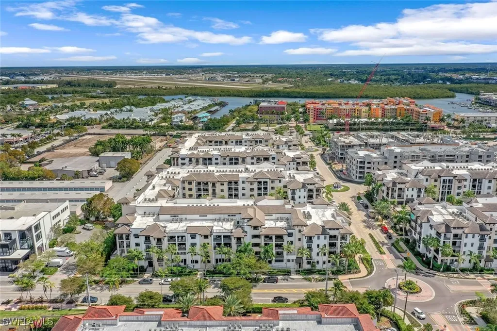 1035 3rd Avenue S Naples FL 34102