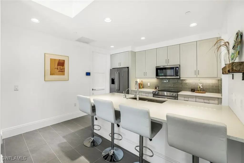 1035 3rd Avenue S Naples FL 34102