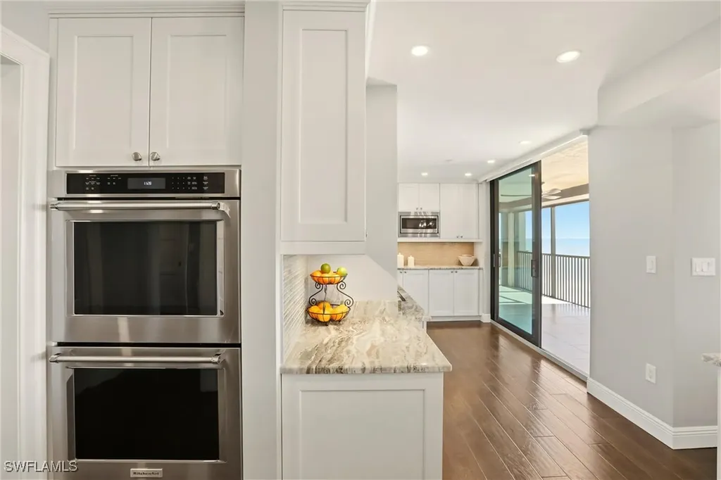 9715 Gulf Shore Drive Naples FL 34108