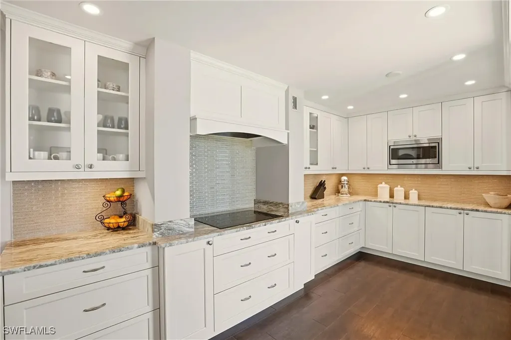 9715 Gulf Shore Drive Naples FL 34108