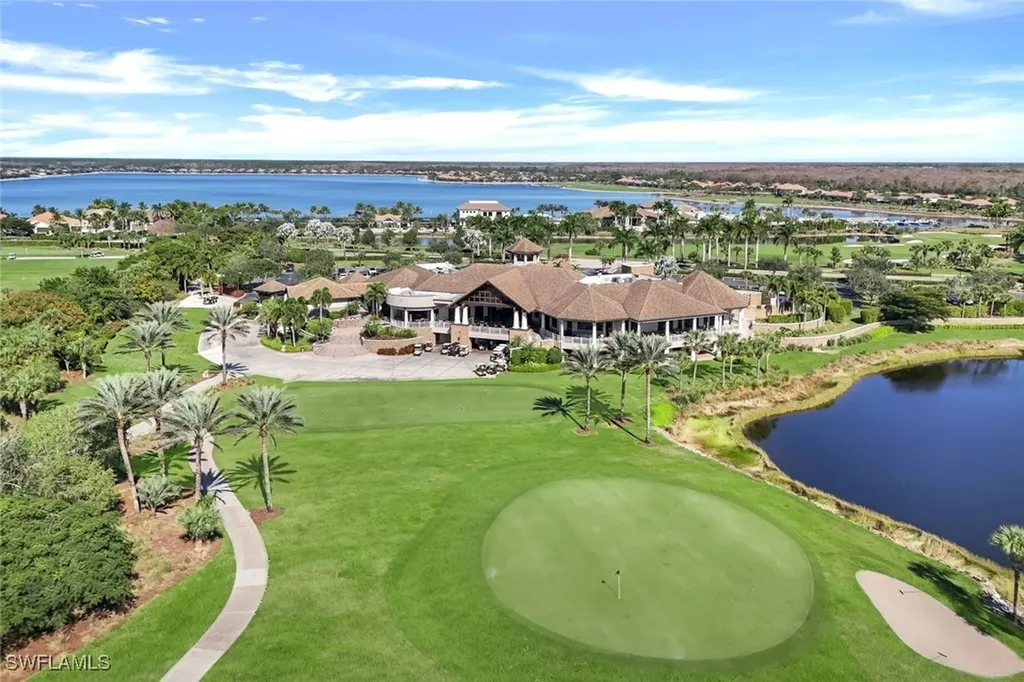 8771 Coastline Court Naples FL 34120