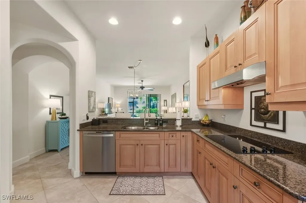 6135 Montelena Circle Naples FL 34119