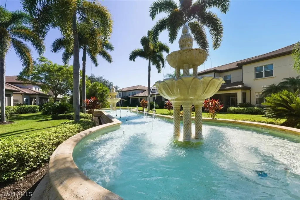 6135 Montelena Circle Naples FL 34119