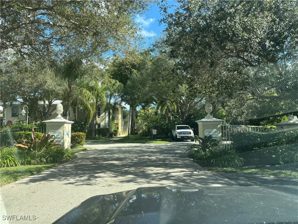 1270 Shady Rest Lane Naples FL 34103