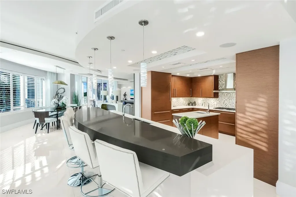 13665 Vanderbilt Drive Naples FL 34110