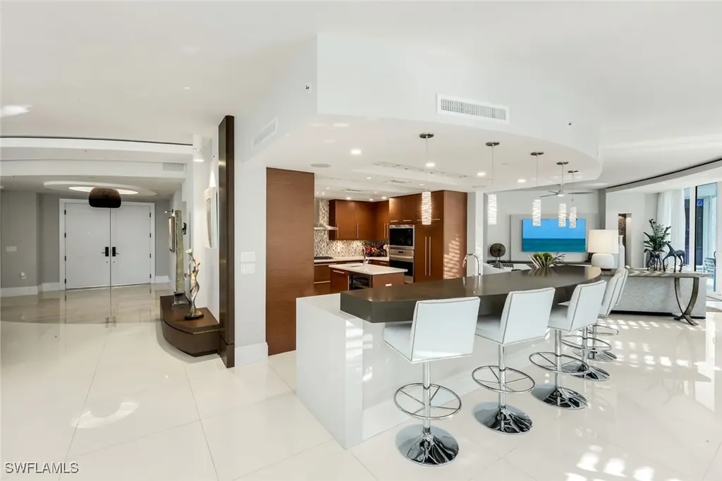 13665 Vanderbilt Drive Naples FL 34110