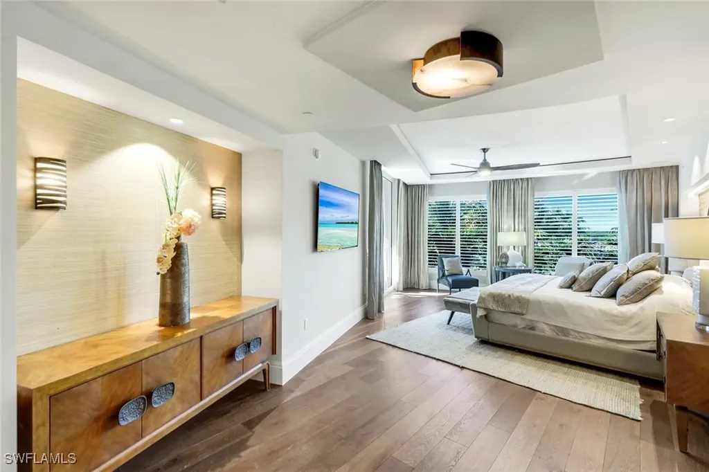 13665 Vanderbilt Drive Naples FL 34110