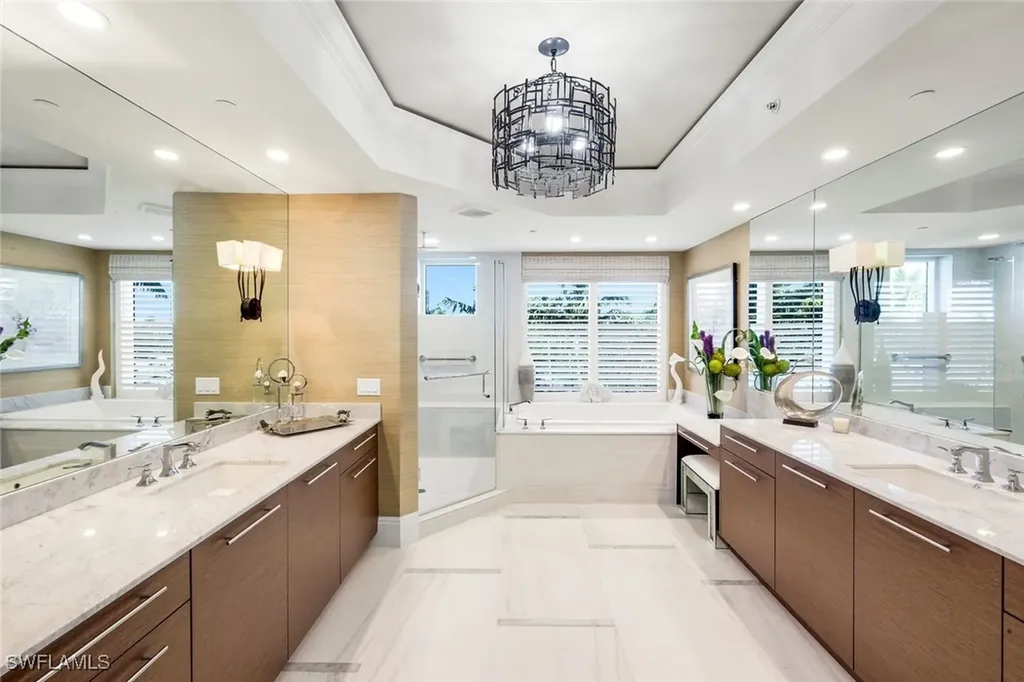 13665 Vanderbilt Drive Naples FL 34110