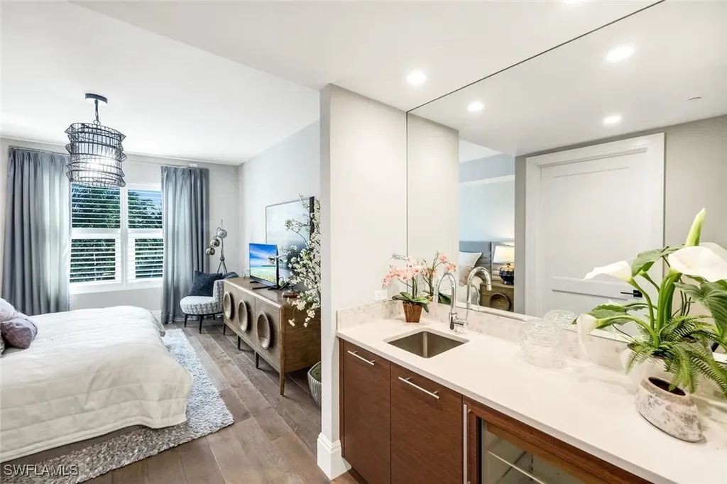 13665 Vanderbilt Drive Naples FL 34110