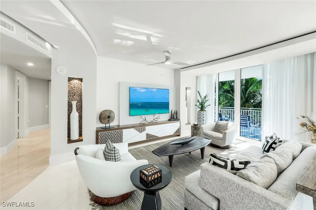 13665 Vanderbilt Drive Naples FL 34110