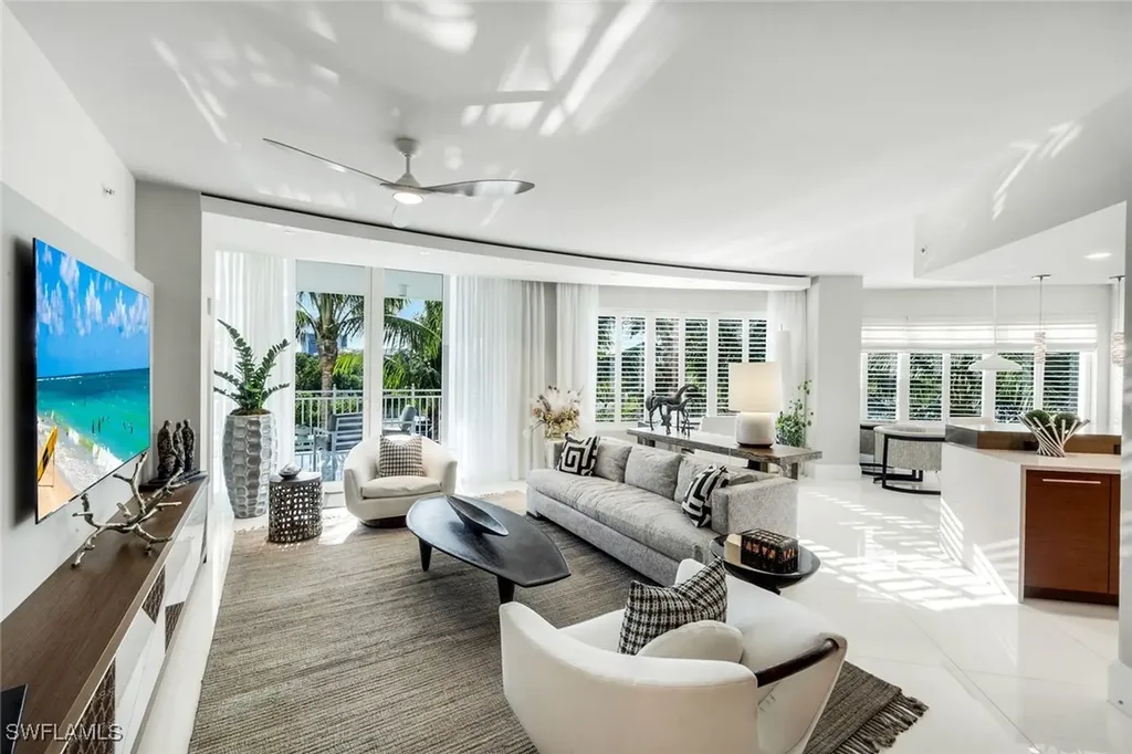 13665 Vanderbilt Drive Naples FL 34110