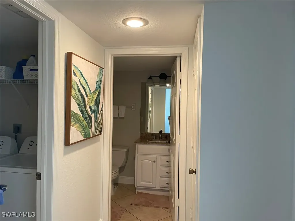 9640 Victoria Lane Naples FL 34109