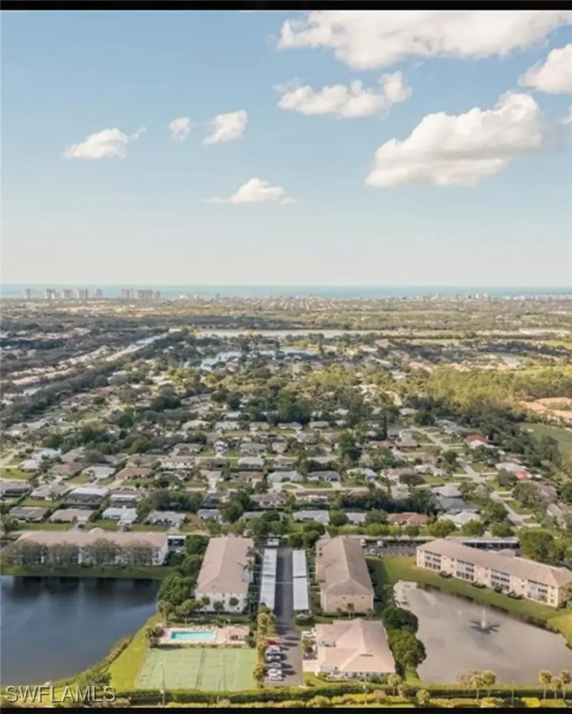 9640 Victoria Lane Naples FL 34109