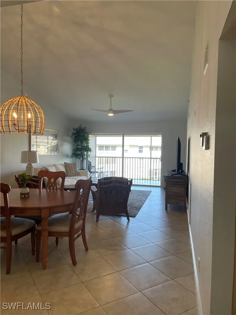 9640 Victoria Lane Naples FL 34109