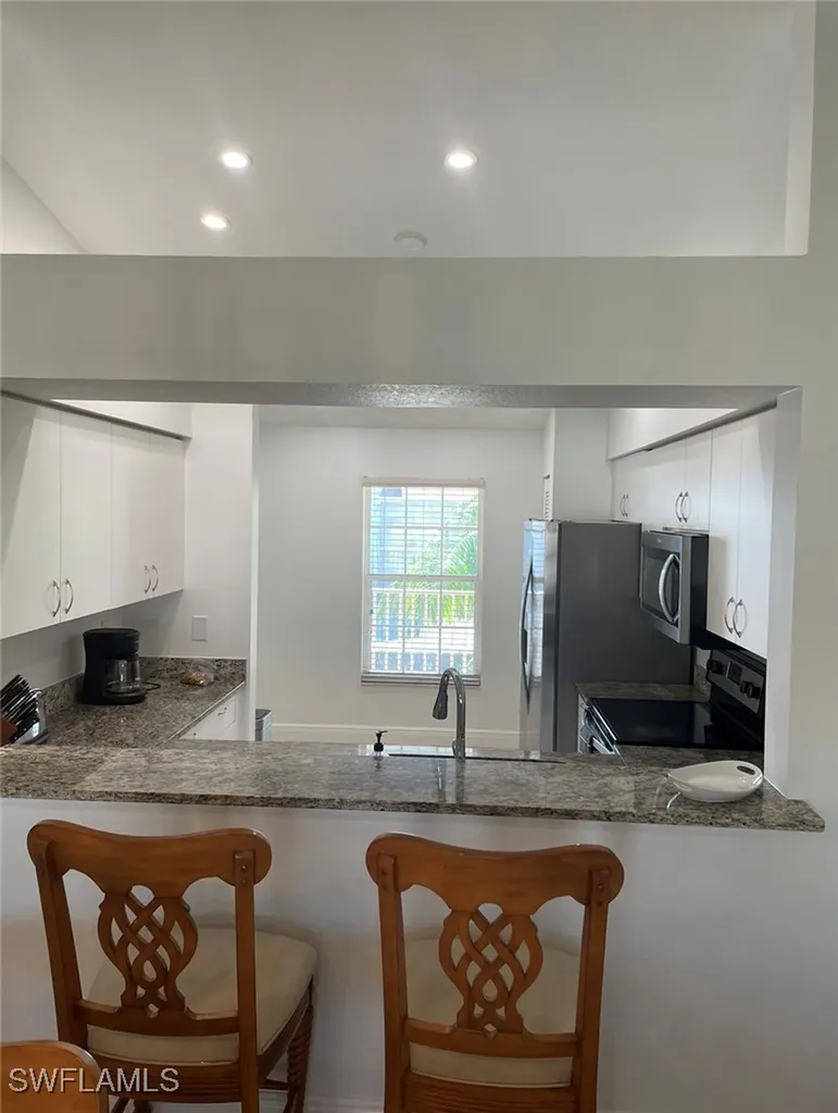 9640 Victoria Lane Naples FL 34109