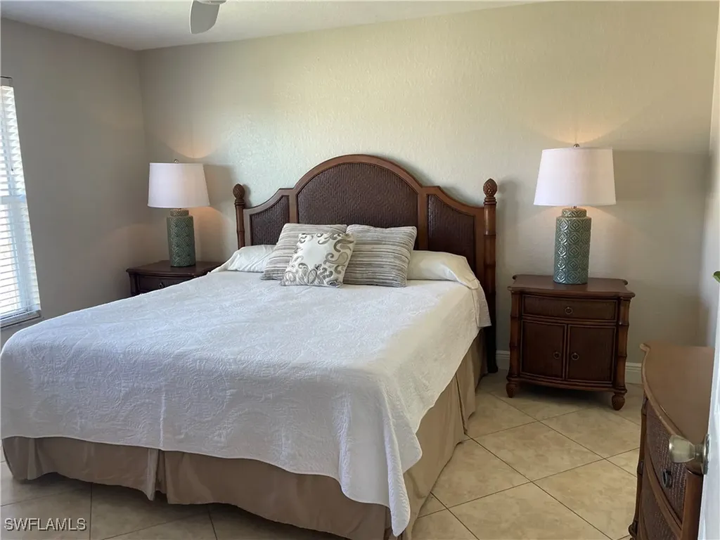 9640 Victoria Lane Naples FL 34109