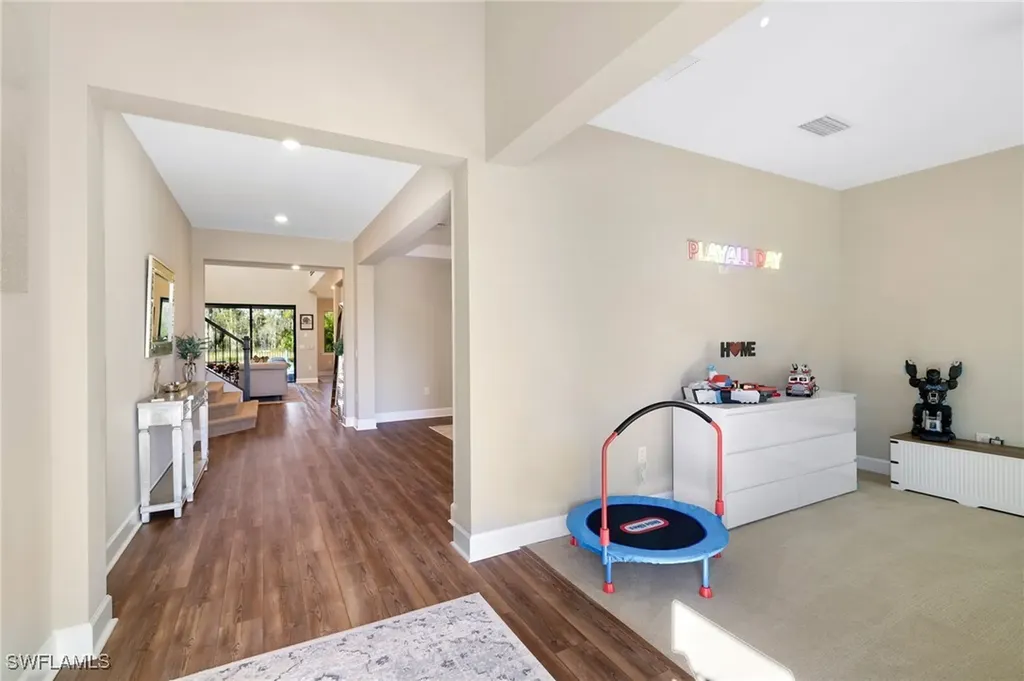 17725 Kinzie Lane Estero FL 33928