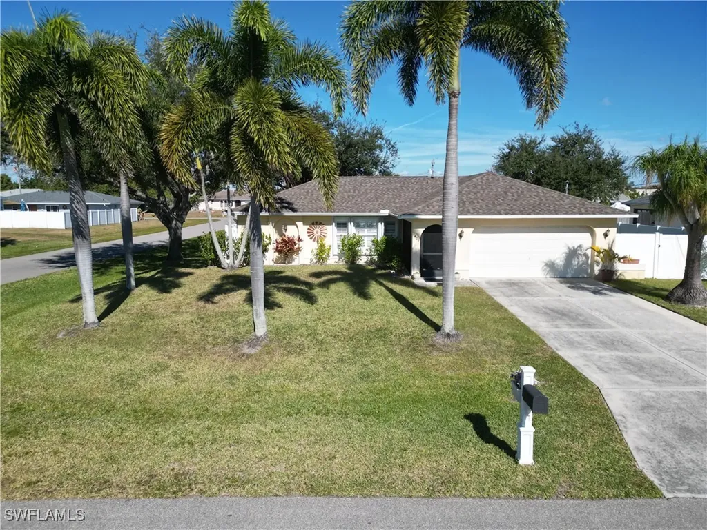 1401 SE 19th Lane Cape Coral FL 33990