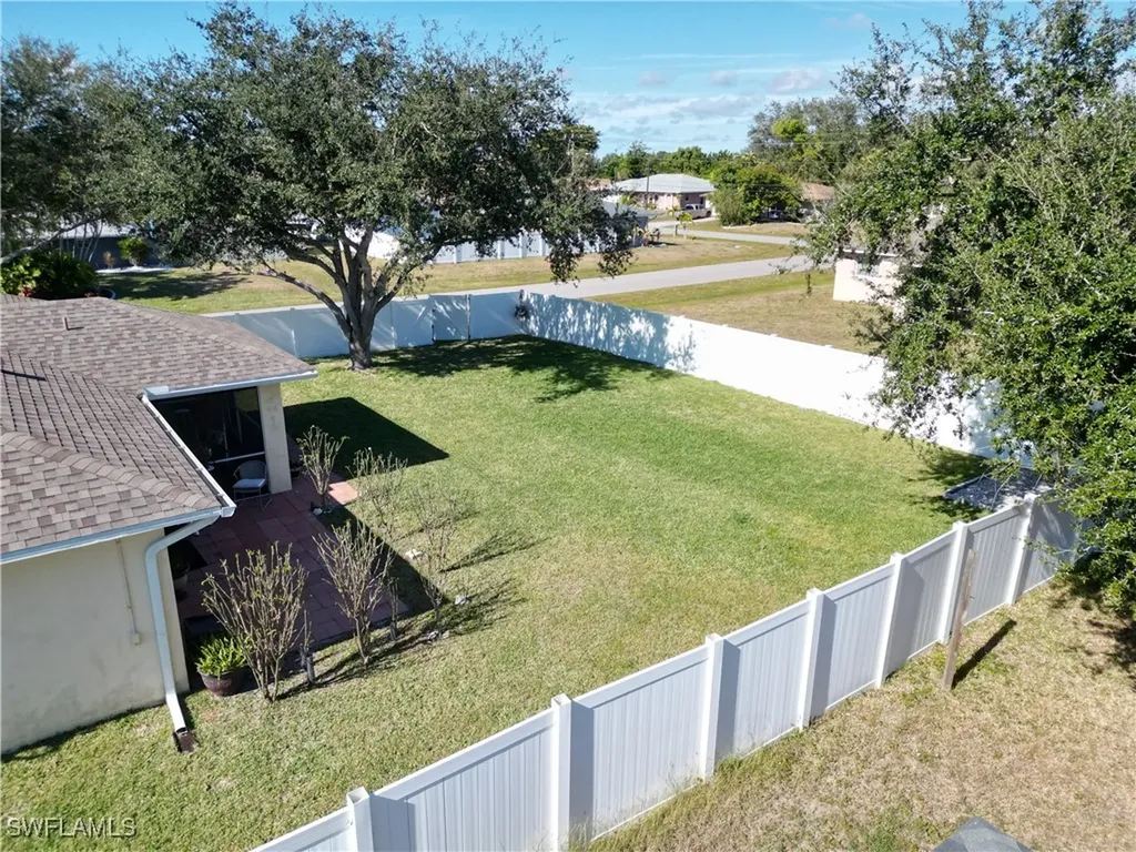 1401 SE 19th Lane Cape Coral FL 33990