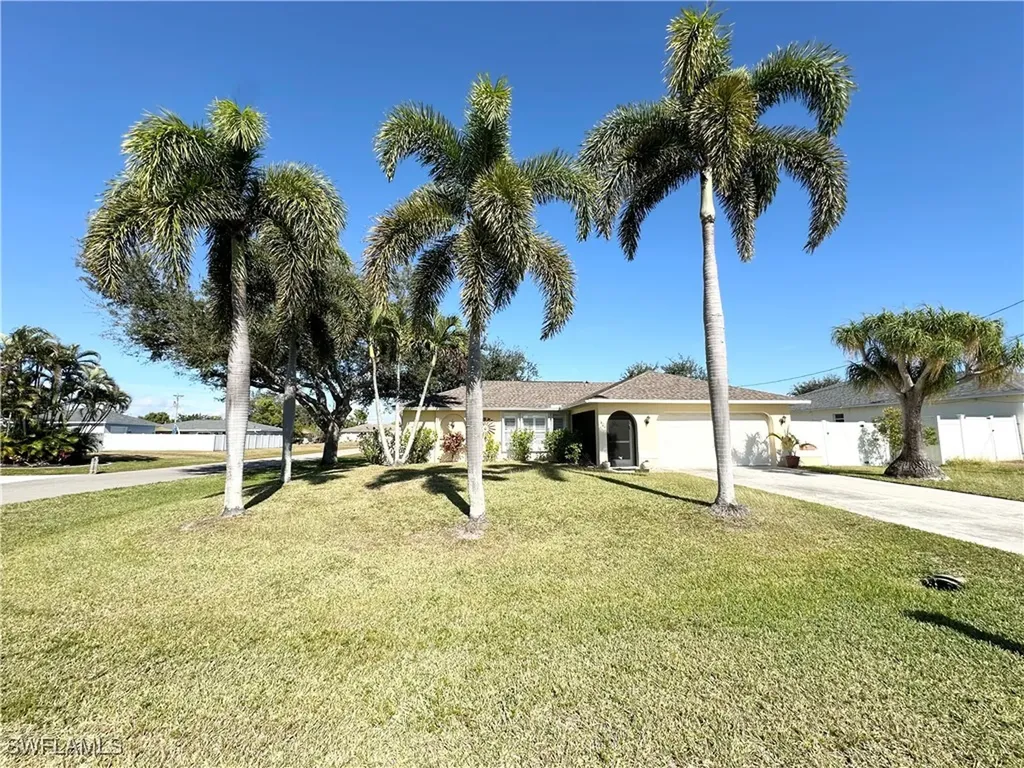 1401 SE 19th Lane Cape Coral FL 33990