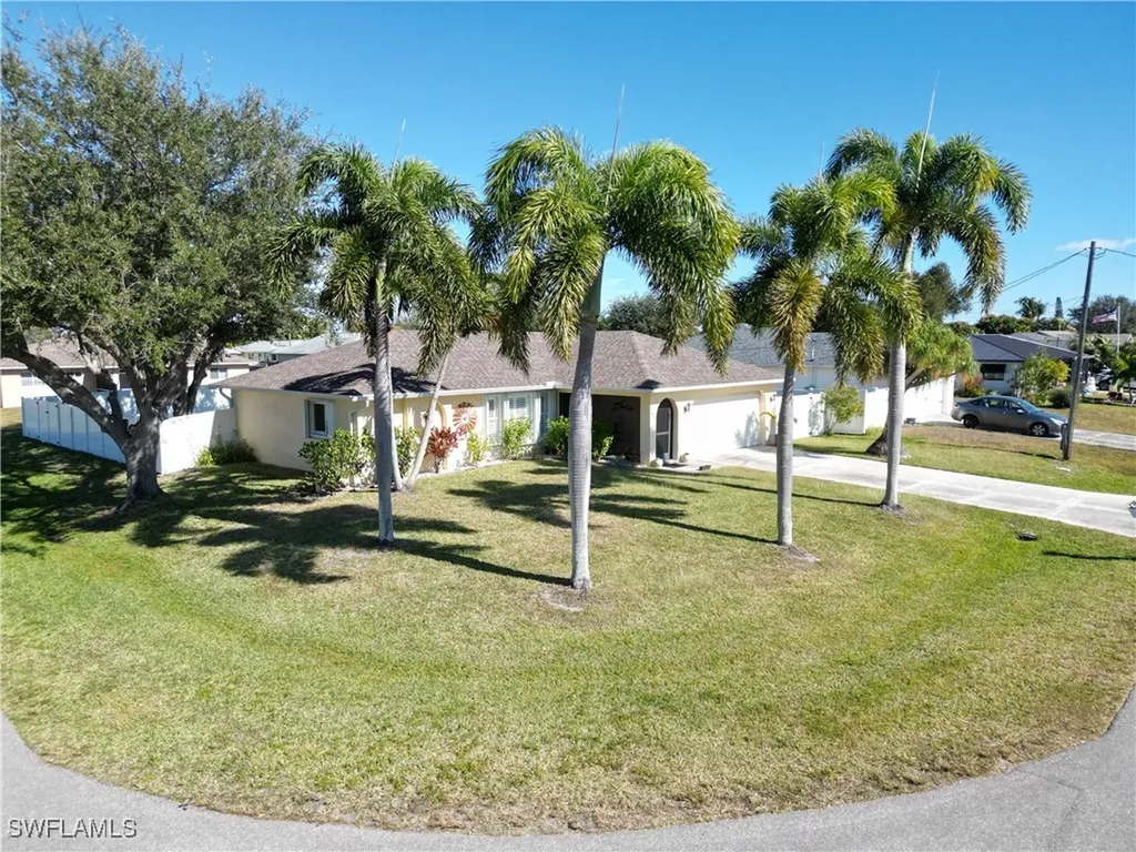 1401 SE 19th Lane Cape Coral FL 33990
