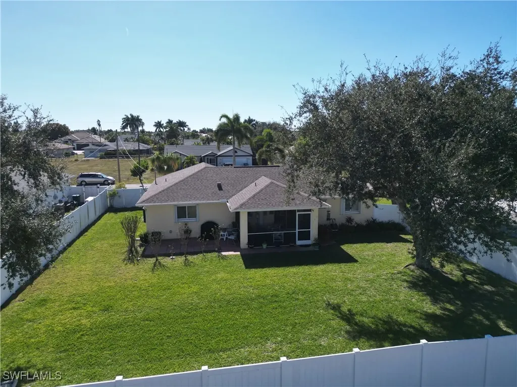 1401 SE 19th Lane Cape Coral FL 33990
