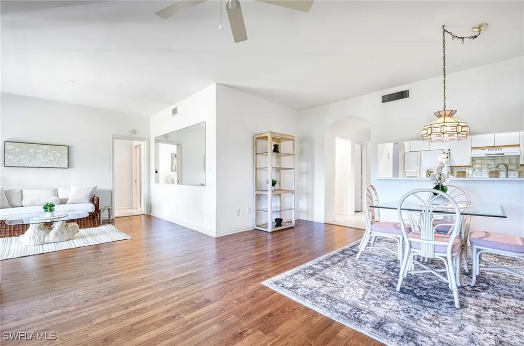 3308 Europa Drive Naples FL 34105