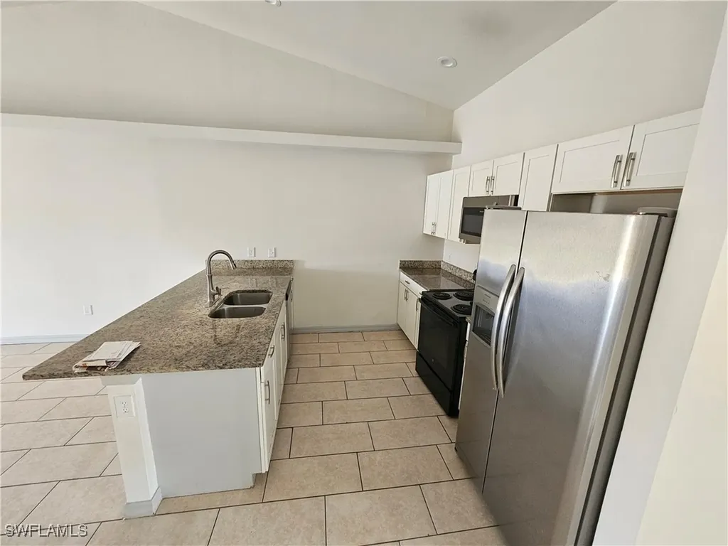 4113 Skyline Boulevard Cape Coral FL 33914