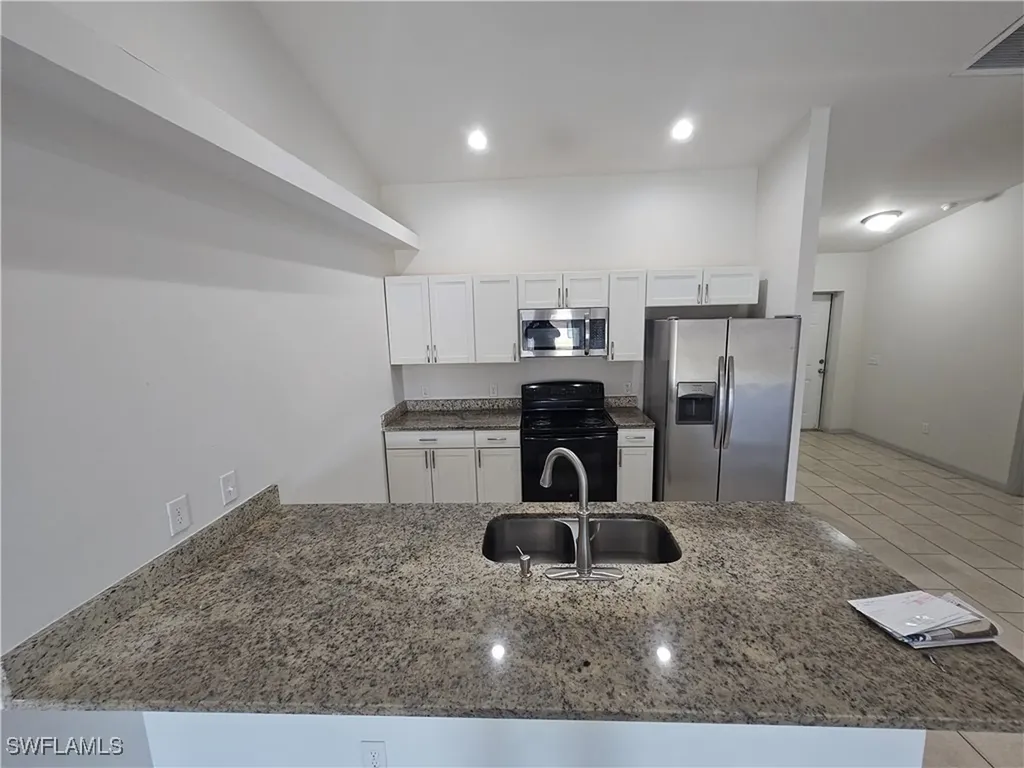 4113 Skyline Boulevard Cape Coral FL 33914