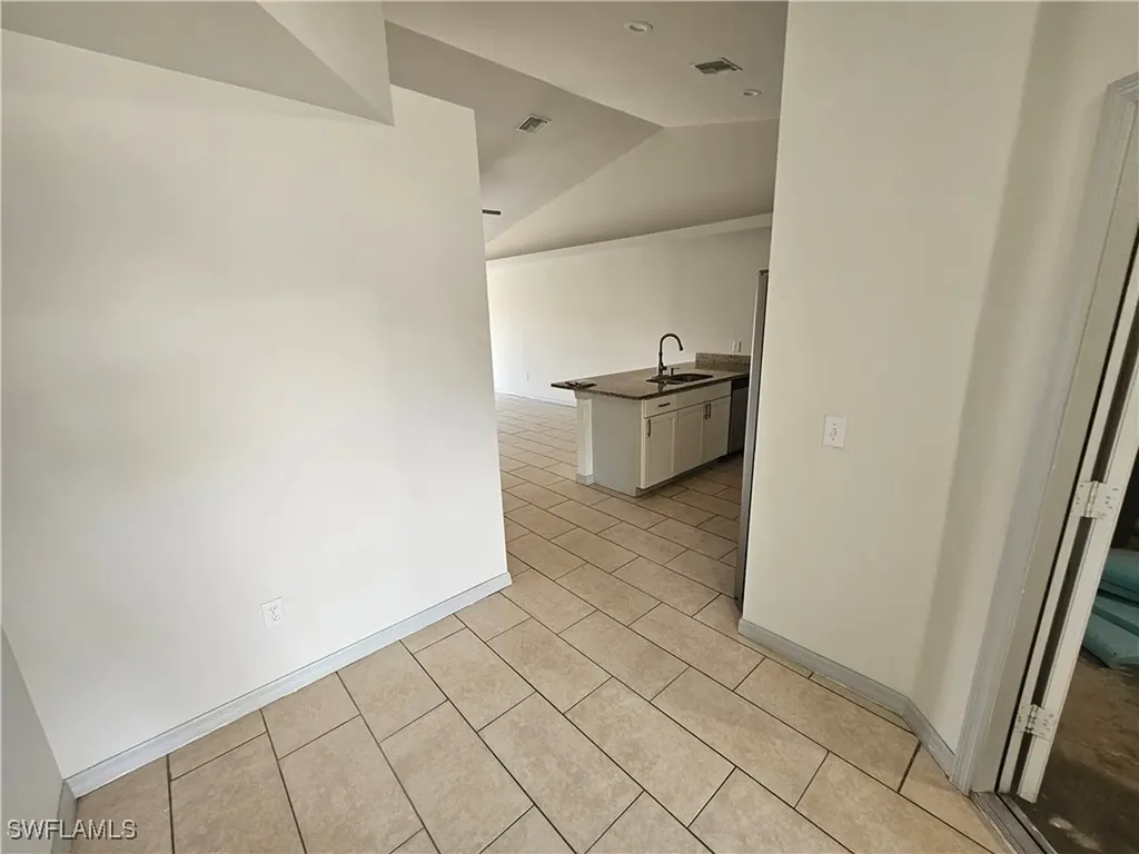 4113 Skyline Boulevard Cape Coral FL 33914