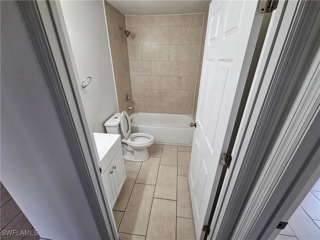 4113 Skyline Boulevard Cape Coral FL 33914