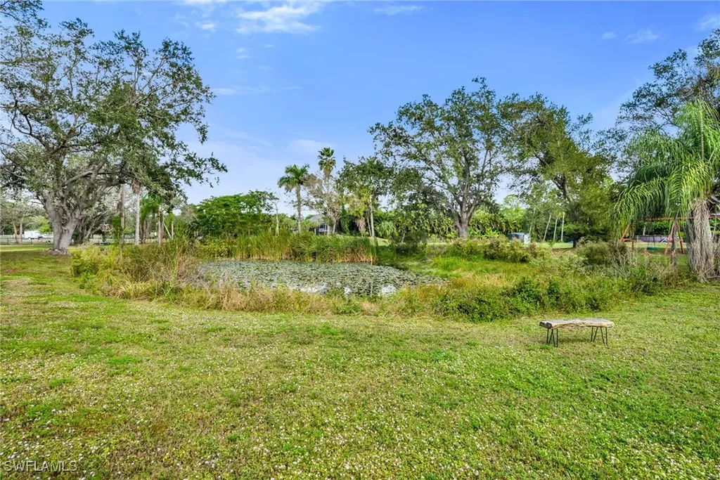 6659 Livingston Woods Lane Naples FL 34109