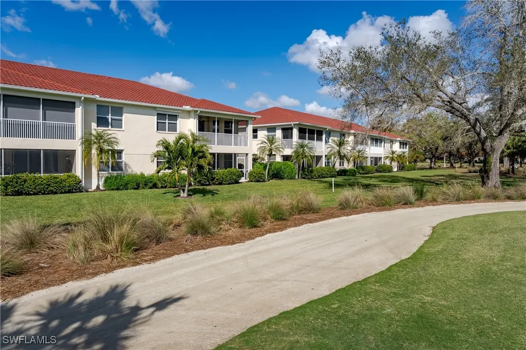 640 Lalique Circle Naples FL 34119