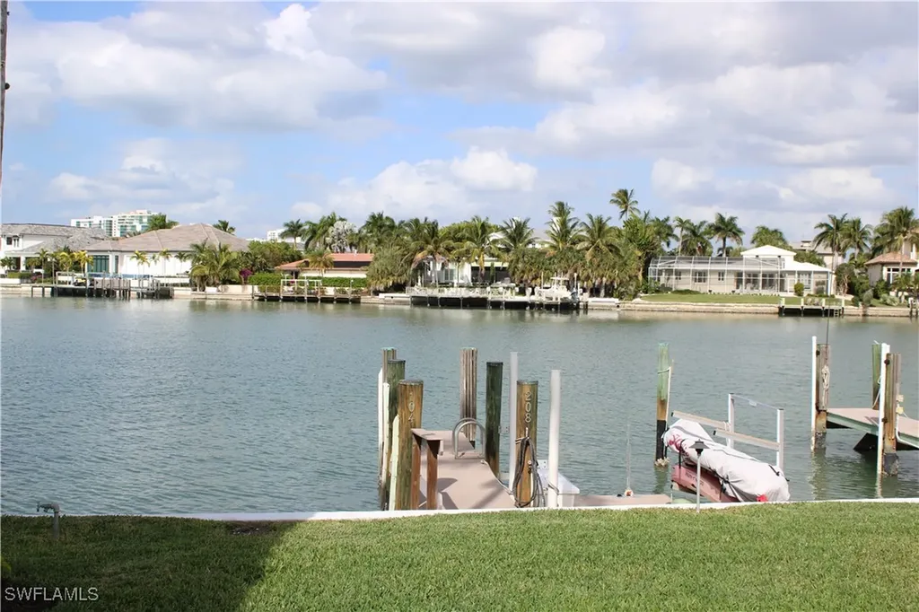 333 Harbour Drive Naples FL 34103