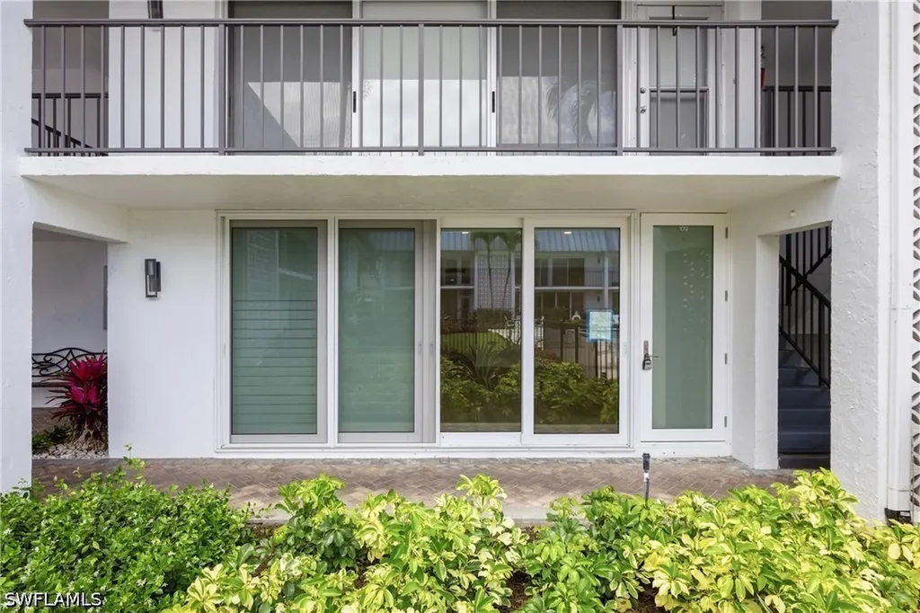333 Harbour Drive Naples FL 34103