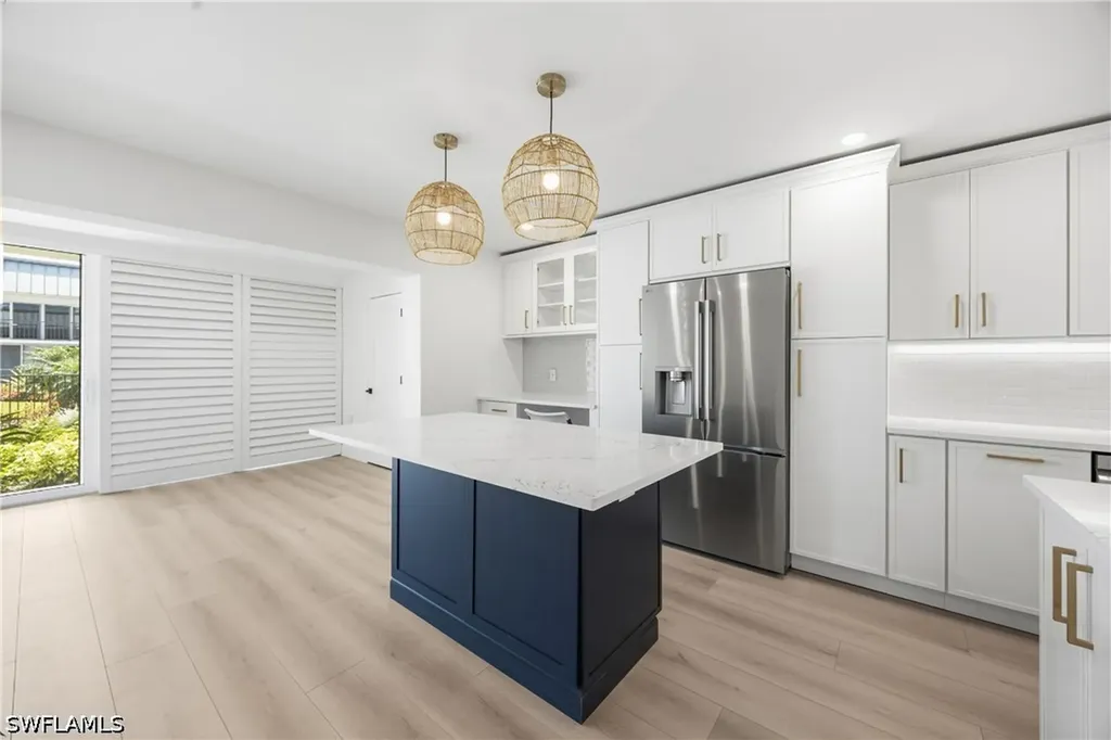 333 Harbour Drive Naples FL 34103