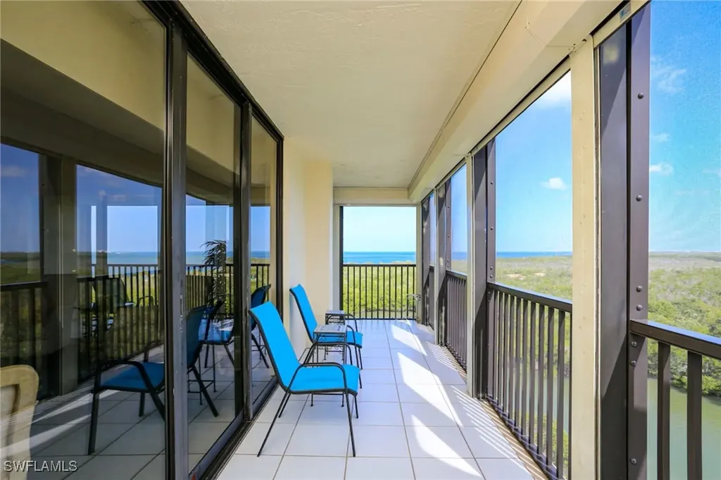 15 Bluebill Avenue Naples FL 34108