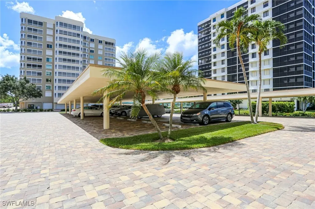 15 Bluebill Avenue Naples FL 34108