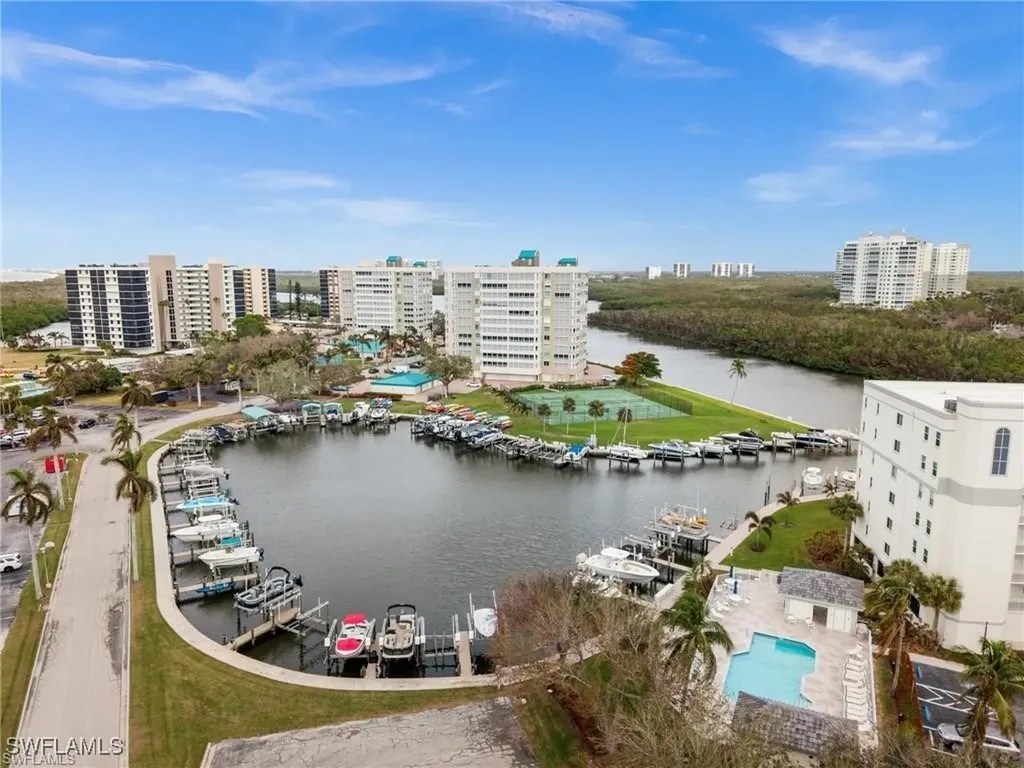 15 Bluebill Avenue Naples FL 34108