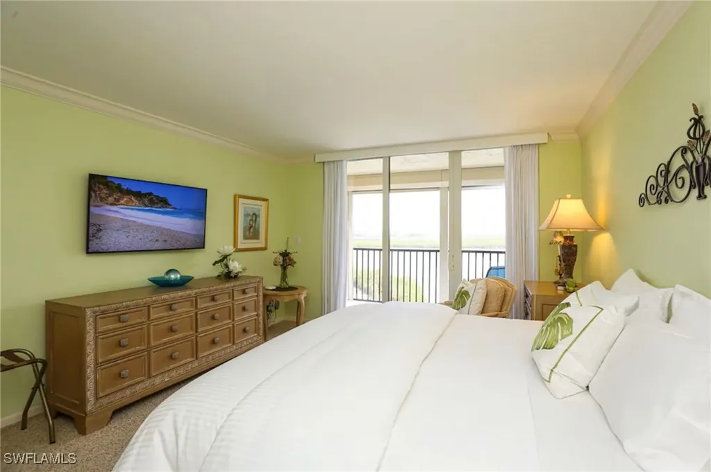 15 Bluebill Avenue Naples FL 34108