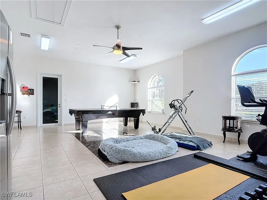 4411 Pine Ridge Road Naples FL 34119
