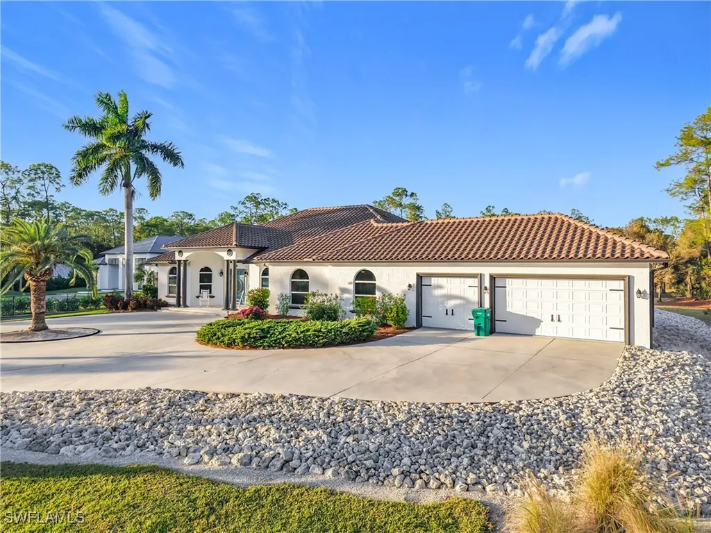 4411 Pine Ridge Road Naples FL 34119