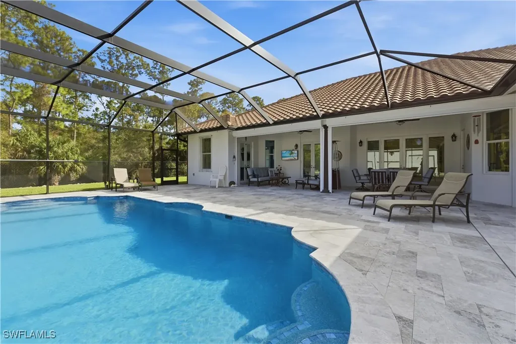 4411 Pine Ridge Road Naples FL 34119