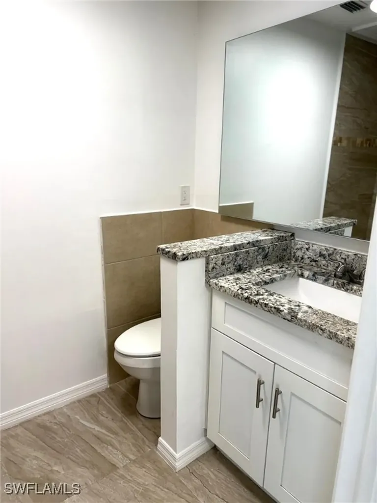 585 14th Street N Naples FL 34102